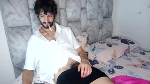 latinlustandfrenchkiss online show from May 2026 10:40:02 PM