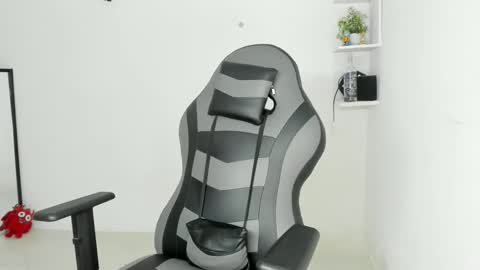 Snapshot of latinoalpha73 chatting on February 2026 12:01:02 PM latinoalpha73 online show from February 2026 12:01:02 PM