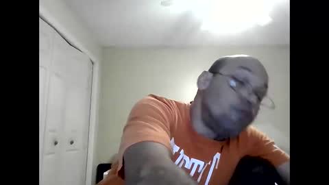 latinoinfla online show from December 2024 09:19:02 PM