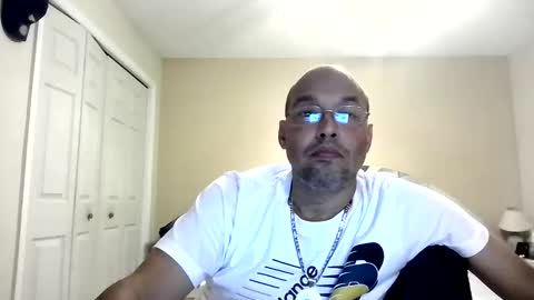 latinoinfla online show from October 2025 07:56:02 PM