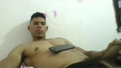 latinoxxl22cm online show from June 2026 03:48:01 AM