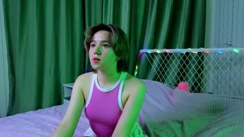 Kylie online show from November 2025 08:33:02 PM