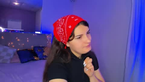 Snapshot of laura__leee chatting on June 2026 05:08:01 AM Laura online show from June 2026 05:08:01 AM