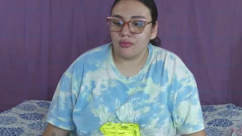 Laura online show from December 2024 03:44:02 PM