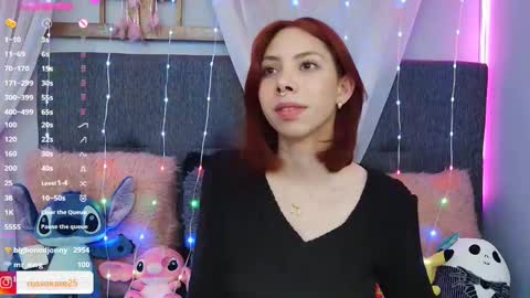Snapshot of laura_olssen chatting on December 2024 06:58:02 PM Kate online show from December 2024 06:58:02 PM