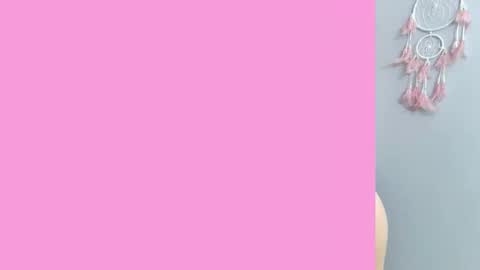 Snapshot of laura_olssen chatting on February 2025 06:43:02 PM Kate online show from February 2025 06:43:02 PM