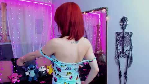 Snapshot of laura_olssen chatting on March 2025 01:03:02 PM Kate online show from March 2025 01:03:02 PM