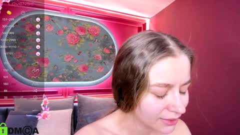 Laura online show from January 2025 06:59:02 PM