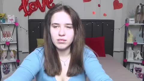LauraHlot online show from March 2025 06:11:01 PM