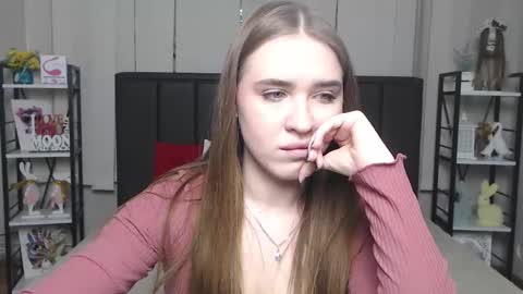 LauraHlot online show from December 2025 07:11:02 PM