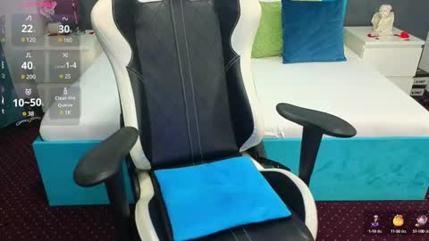 LauraMirage online show from December 2024 07:40:02 PM