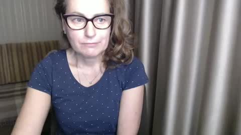 Lauraoven1 online show from January 2025 04:36:02 PM