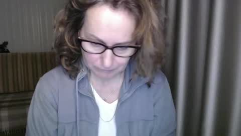 Lauraoven1 online show from February 2025 04:58:01 PM