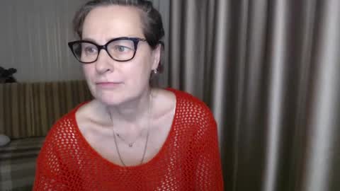 Lauraoven1 online show from February 2025 06:47:02 PM