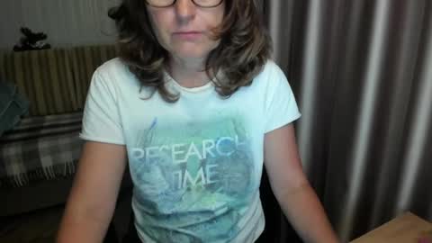 Snapshot of lauraoven1 chatting on July 2026 06:57:01 PM Lauraoven1 online show from July 2026 06:57:01 PM