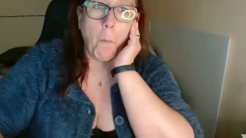 laureanne online show from February 2025 02:58:02 PM