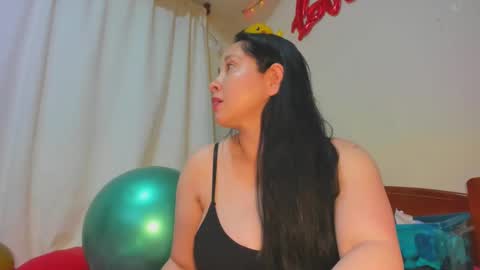 Snapshot of laureen777 chatting on January 2025 08:04:01 PM laureen777 online show from January 2025 08:04:01 PM