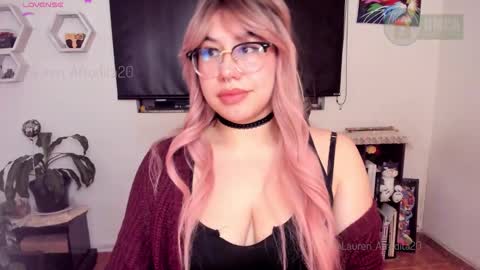 Snapshot of lauren_afrodita chatting on September 2025 01:54:02 AM Im Lauren independent model online show from September 2025 01:54:02 AM