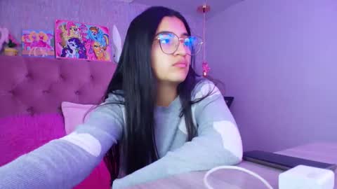 Laurene online show from March 2026 03:52:02 AM