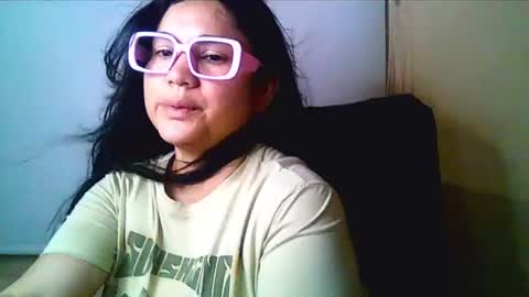 Snapshot of laurengirls1 chatting on June 2026 10:51:01 PM onlyfan laureng7 - 7 laureng2 online show from June 2026 10:51:01 PM