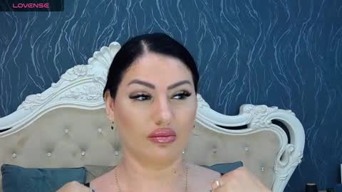 Snapshot of laurenjenssen chatting on January 2025 08:31:01 AM Laura online show from January 2025 08:31:01 AM