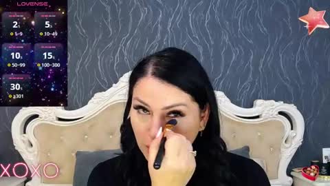 Snapshot of laurenjenssen chatting on January 2025 09:08:01 AM Laura online show from January 2025 09:08:01 AM