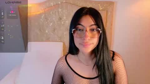 laurenn_smitth online show from November 2025 12:39:02 PM