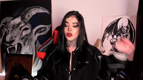 Snapshot of laurenrousexx chatting on October 2025 02:15:01 AM LAUREN INDEPENDENT MODEL HELP ME REACH 100 LIKES PLS online show from October 2025 02:15:01 AM