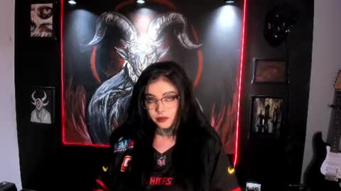 Snapshot of laurenrousexx chatting on June 2026 02:38:01 AM LAUREN INDEPENDENT MODEL HELP ME REACH 100 LIKES PLS online show from June 2026 02:38:01 AM