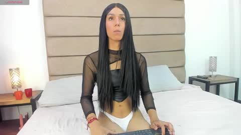 Laurent online show from May 2026 08:50:02 PM