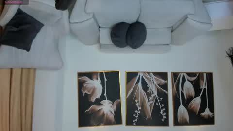 Lau  online show from October 2025 11:27:01 PM