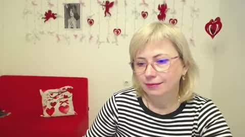 Lauren online show from February 2026 06:01:01 AM