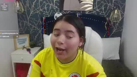 laura  online show from June 2026 08:32:02 PM