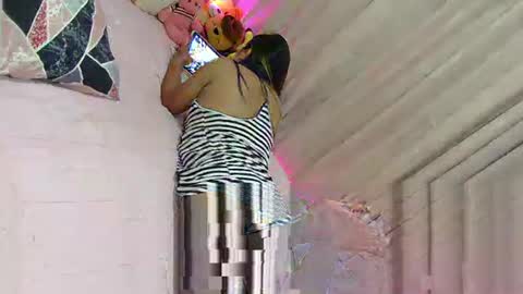 Snapshot of laurice_hooter69 chatting on September 2025 01:56:02 PM Dallas Hooter Edmonson online show from September 2025 01:56:02 PM