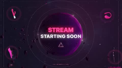 Snapshot of laurynrox chatting on November 2025 10:52:02 PM Lauryn Roxx online show from November 2025 10:52:02 PM