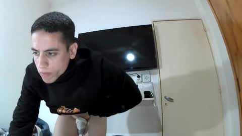 Lautaro online show from September 2025 06:46:02 AM