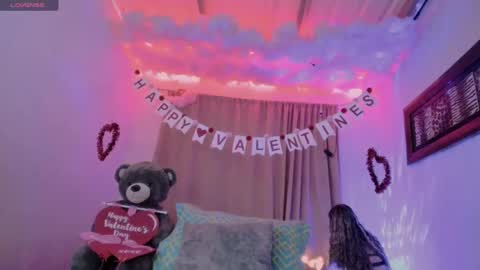 Lauu G online show from January 2025 03:01:02 AM