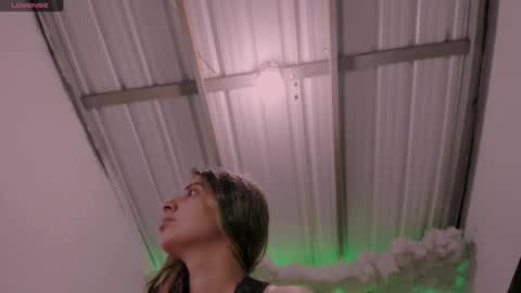 Lauu G online show from February 2025 02:32:02 AM