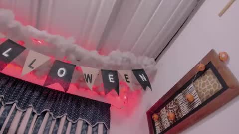 Lauu G online show from October 2025 09:34:02 AM