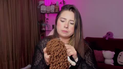          online show from January 2025 03:19:02 AM