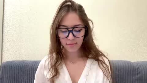 Snapshot of lavonebotten chatting on July 2026 11:07:01 AM Elina online show from July 2026 11:07:01 AM