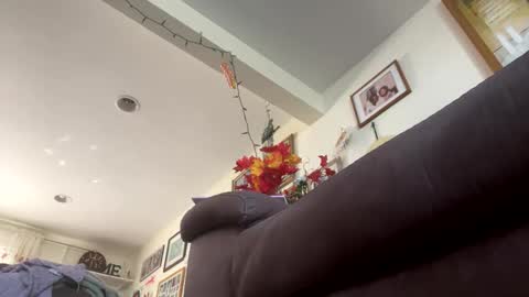 lawrencegreg106 online show from April 2026 07:33:02 PM