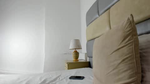 ZAmbrano online show from January 2025 12:37:01 PM