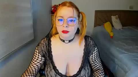 Snapshot of lay_lah chatting on September 2025 01:05:01 AM laylaah online show from September 2025 01:05:01 AM