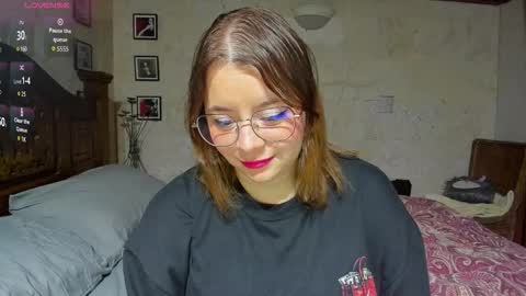 laylaah online show from February 2026 03:04:01 AM