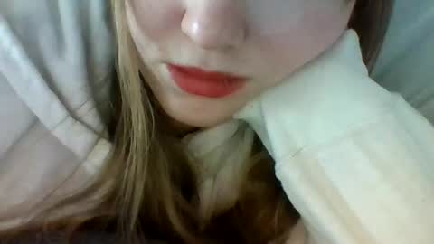 layannalea online show from January 2025 05:48:01 PM