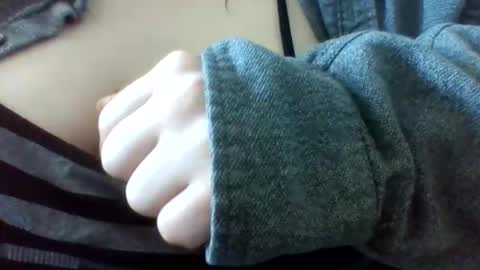 layannalea online show from May 2026 09:56:02 PM