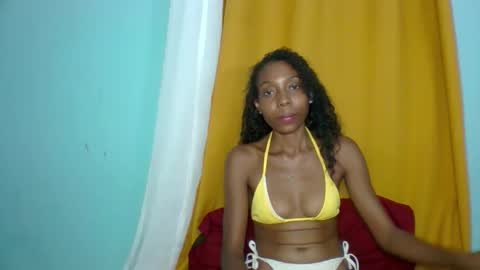 layannek online show from February 2026 06:39:01 PM