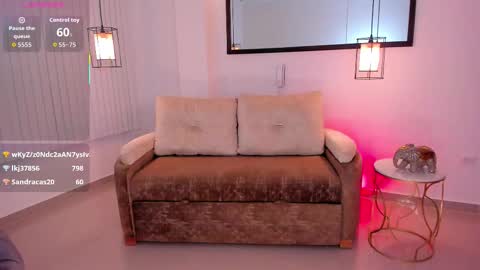 Layla Breezee online show from December 2025 07:53:02 PM