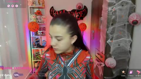 Layla online show from October 2025 01:56:01 PM